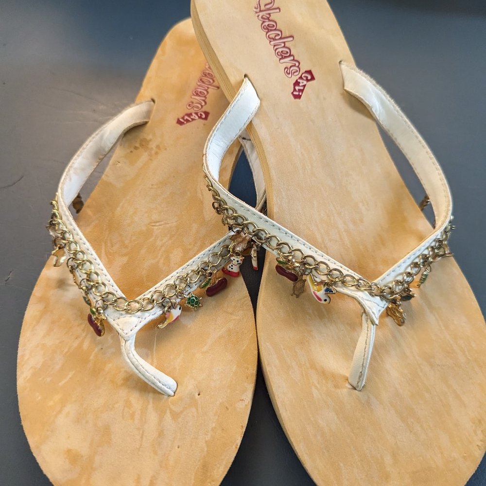 "Charm"ing Sketcher Sandals